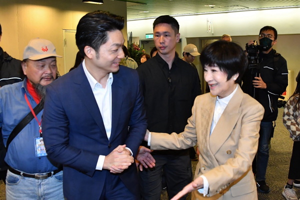 出席「華視葉青歌仔戲團獻演」 蔣萬安：葉青為臺灣歌仔戲文化立下重要典...