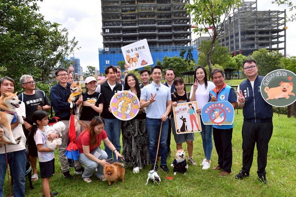 臺北市第21處狗狗專屬活動區啟用 蔣萬安：打造動物友善城市，讓毛孩開心奔跑