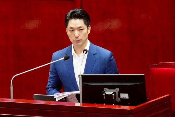 蔣萬安赴市議會進行專案報告 說明輝達總部用地規劃、財劃法修法影響及留才攬才策略