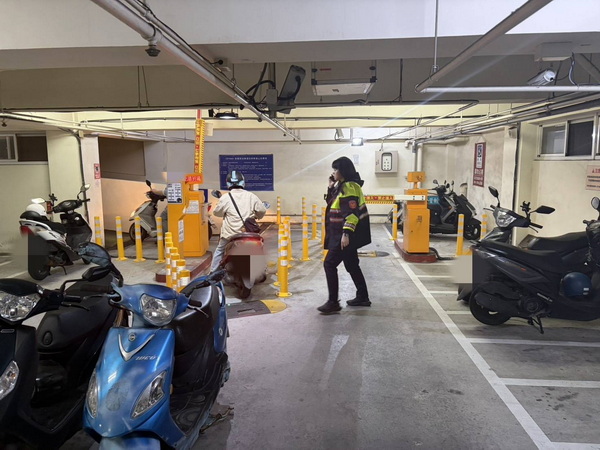 礁警積極協助民眾排除困難案
