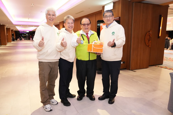 台電尖山發電廠舉辦離島關懷圍爐餐會　160位長者齊聚迎新春　陳光復祝福長...