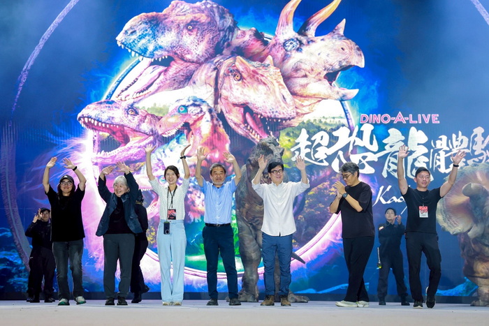 2026高雄兒童節「恐龍酷樂園」圓滿落幕 四天吸引破百萬人潮 衛武營化身最夯親子樂園