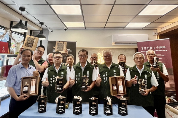 佳里區農會全國首創產銷履歷胡麻油 展現在地農業實力