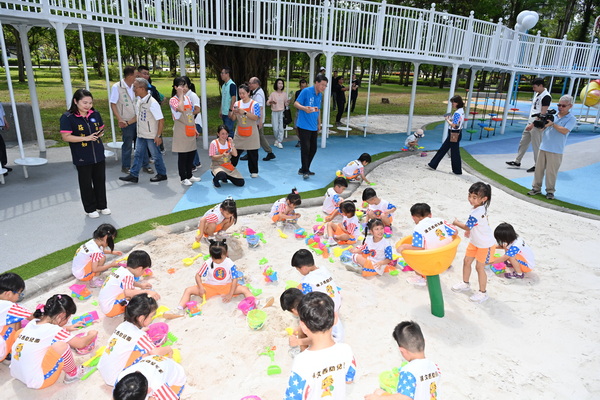 雲朵、彩虹融入童趣空間宜蘭運動公園特色兒童遊戲場全新登場！