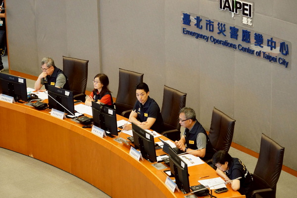 巴威颱風第6次工作會報 蔣萬安：全面復舊確保週一恢復正常生活