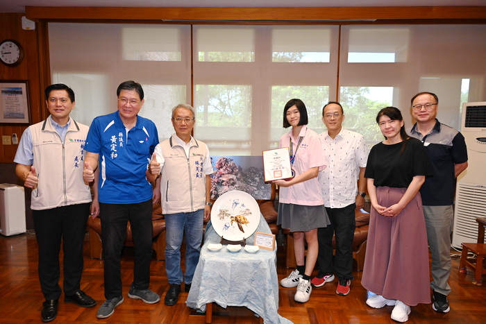 國際舞臺爭光!代理縣長親自接見表揚宜蘭高中周姵妤勇奪2026 WCC馬來西亞世界廚藝大賽銀牌
