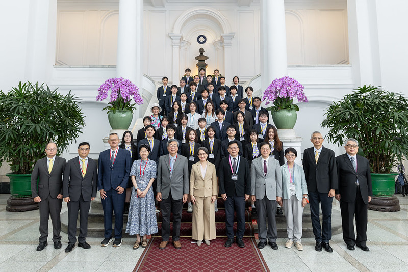 接見國際科展代表團 副總統期勉保持好奇心並勇於探索以專業回應世界挑戰