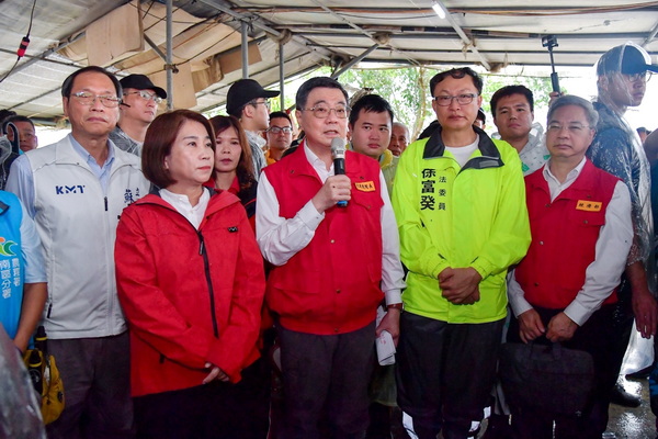 赴屏東視察農損及排水改善工程 卓揆：秉持「從速、從寬、從優」原則 一次到位補助家戶淹水及農損救助
