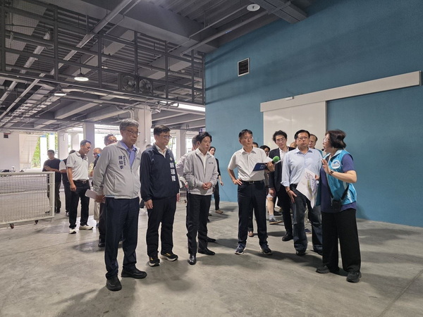 高雄市前鎮漁港船員會館優惠再加碼，外籍船員住宿降至100元，並由船東支付