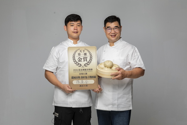 飯店麵包師傅轉身做包子！龍城市場金賞好味 揉進眷村市場的日常滋味